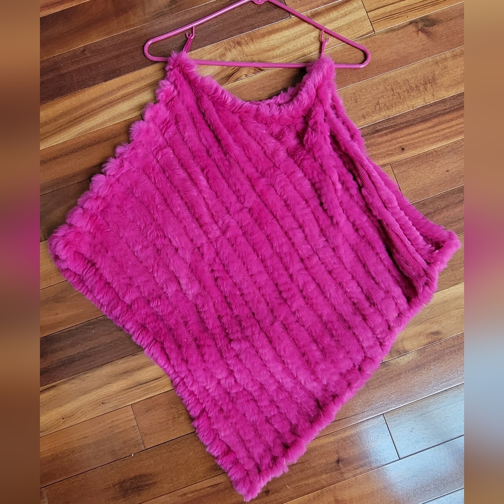 WILSONS LEATHER maxima pink rabbit fur poncho